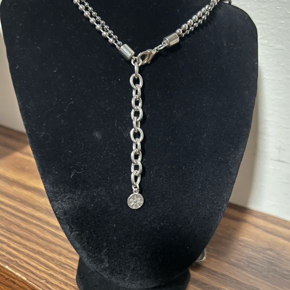 Silver Necklace - Picture 3 of 7
